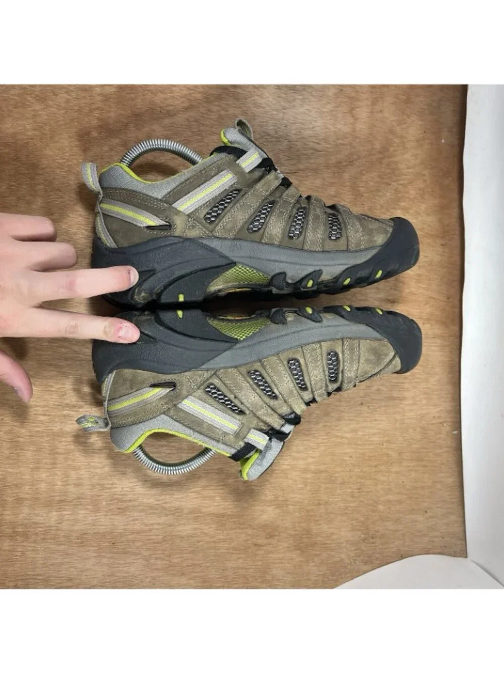 Keen Voyageur Shoes Women Size 7.5 Brown Green Waterproof Hiking Trail 1010141